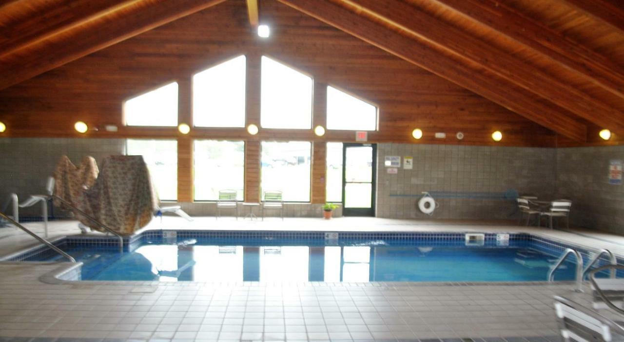 Fairbridge Inn & Suites Thorp Exteriör bild