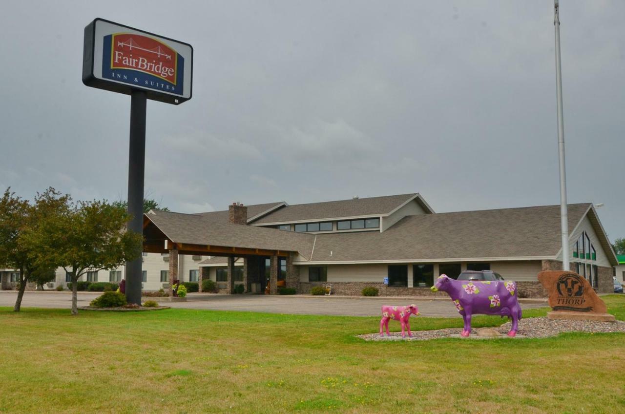 Fairbridge Inn & Suites Thorp Exteriör bild