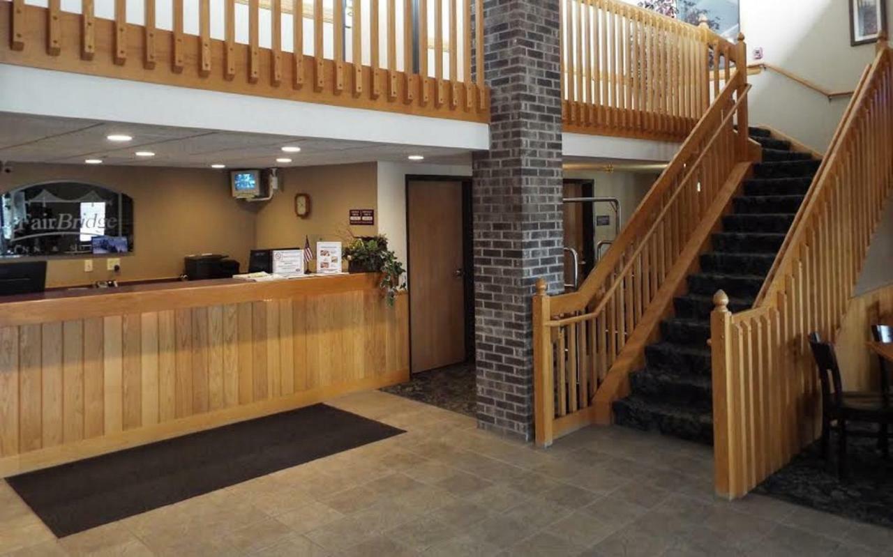 Fairbridge Inn & Suites Thorp Exteriör bild